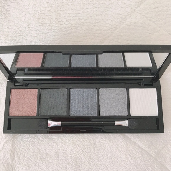 Bellapierre 5 Eyeshadow Palette in Smokey Heaven - Picture 3 of 8